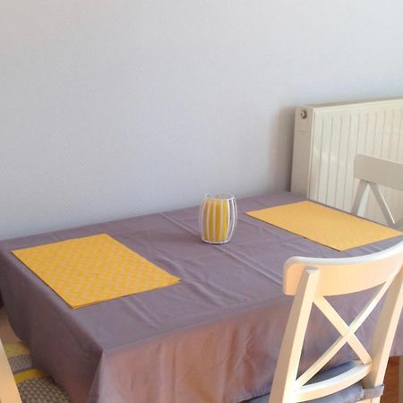 Le Jardin Des Remparts Apartment Невер Екстериор снимка